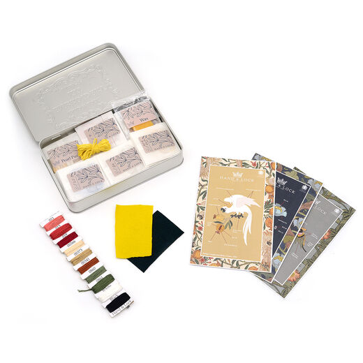 Arts & crafts birds embroidery kit by Hand & Lock